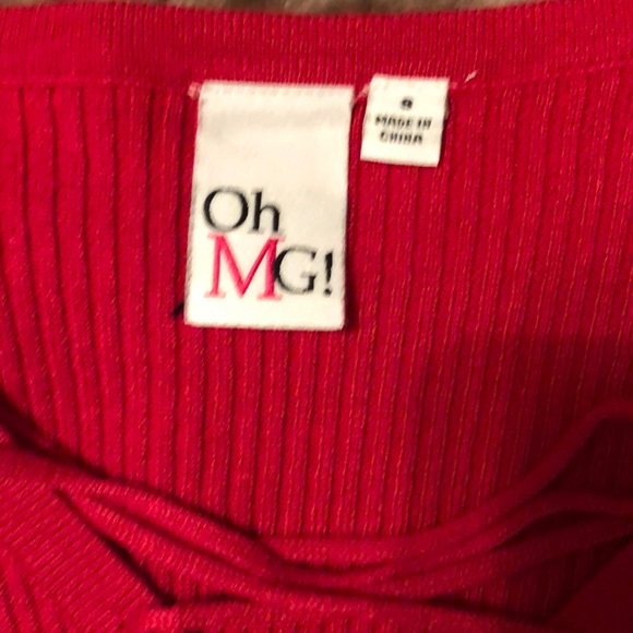 Red sweater - Picture 2 of 2
